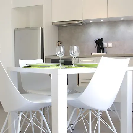 Cheverus - 1 Avec Ascenseur Et Parking Apartamento